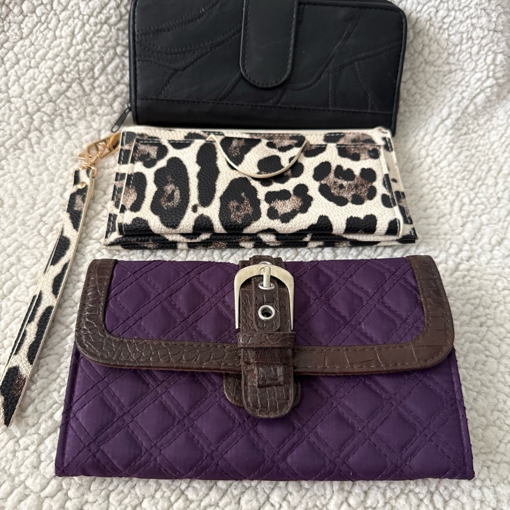 Unbranded wallet lot of 3